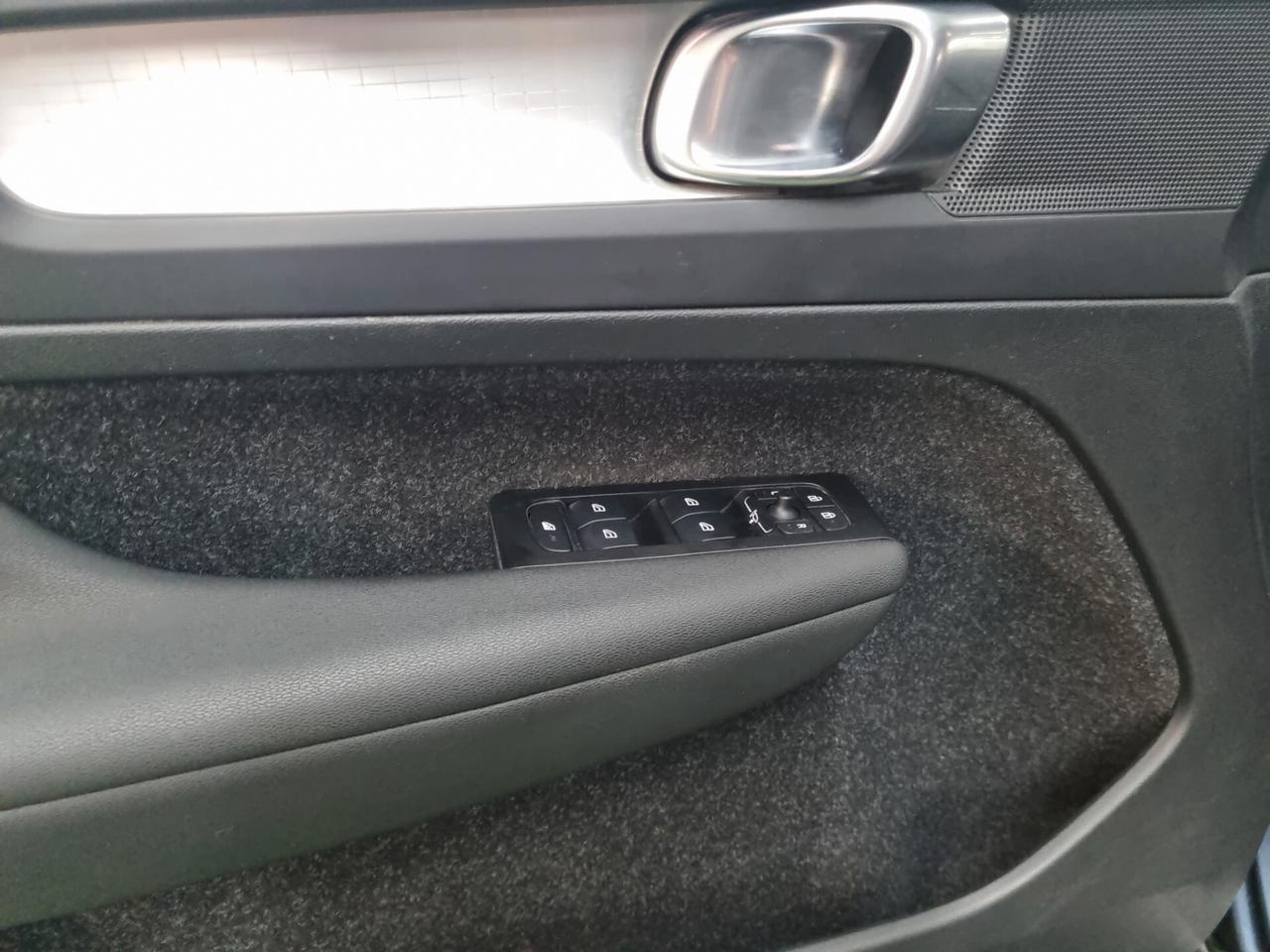 Volvo XC40 T4 Recharge Plug-in Hybrid Inscription Expression