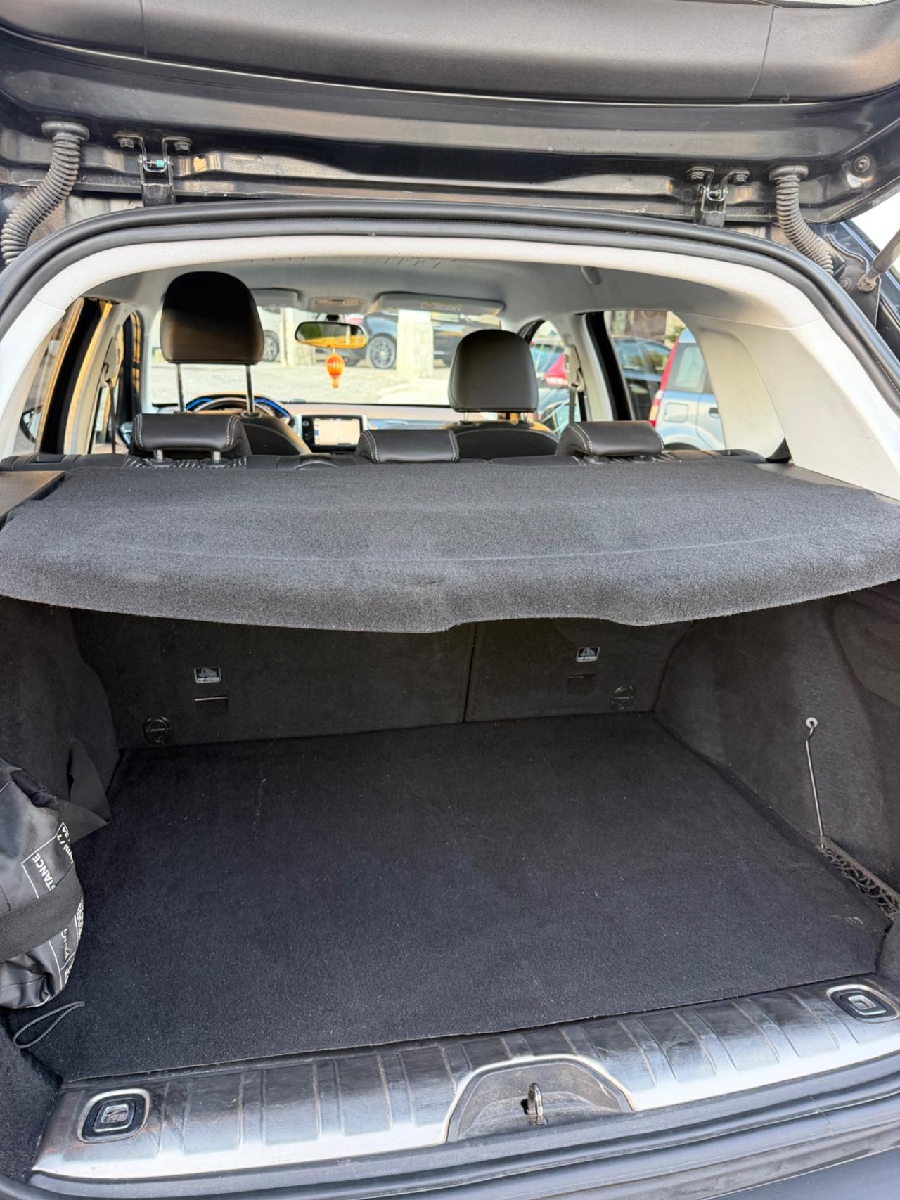 Peugeot 2008 BlueHDi 100 GT Line