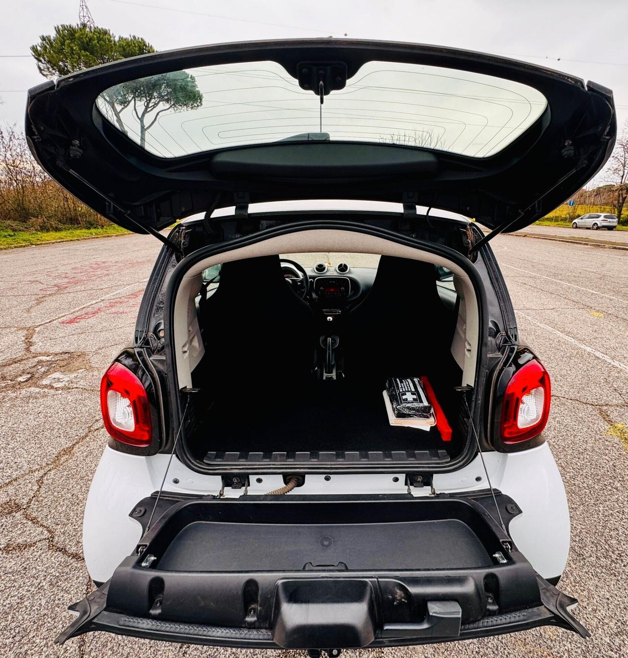 Smart ForTwo 71cv -NESSUN VINCOLO DI FINANZIAMENTO-