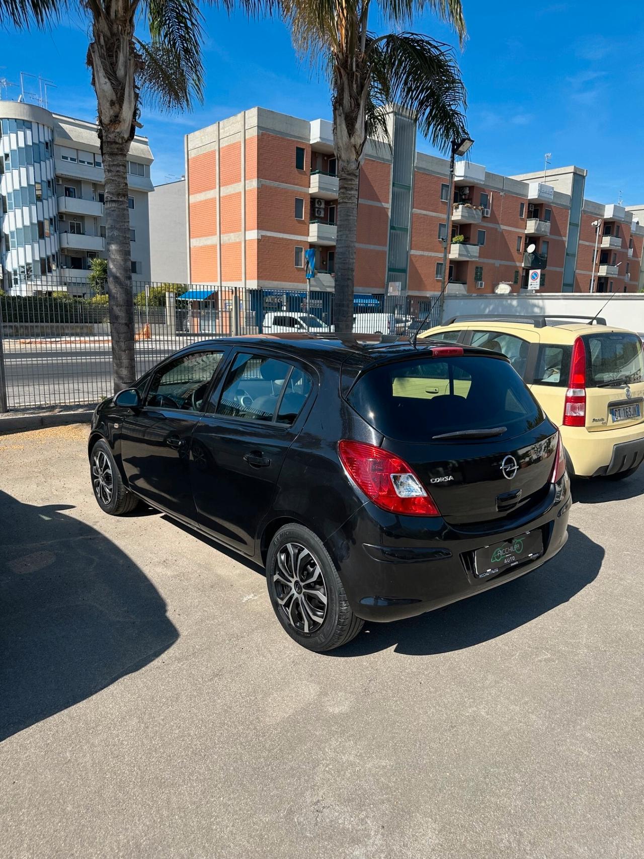 OPEL CORSA 1.2 GPL 2010 OK NEOPATENTATI
