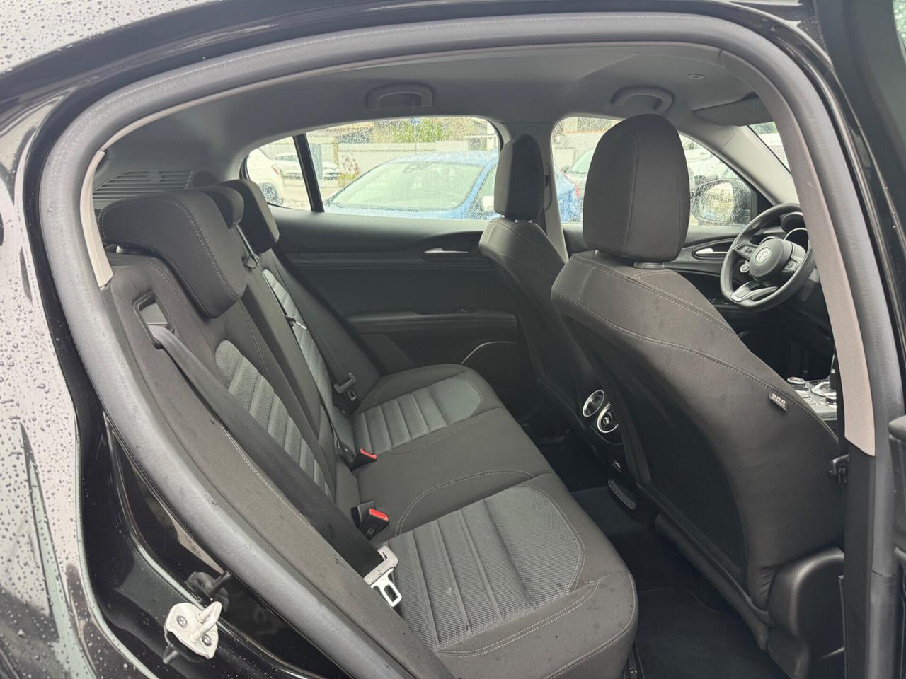 Alfa Romeo Stelvio 2.2 Turbodiesel 160 CV AT8 RWD Business