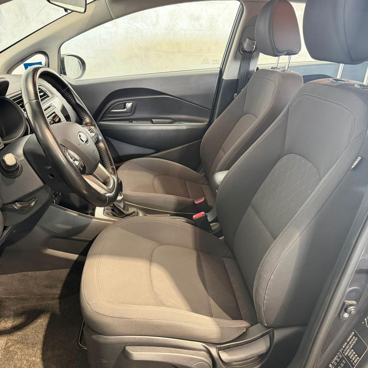 Kia Rio 1.1 CRDi 5p. Cool