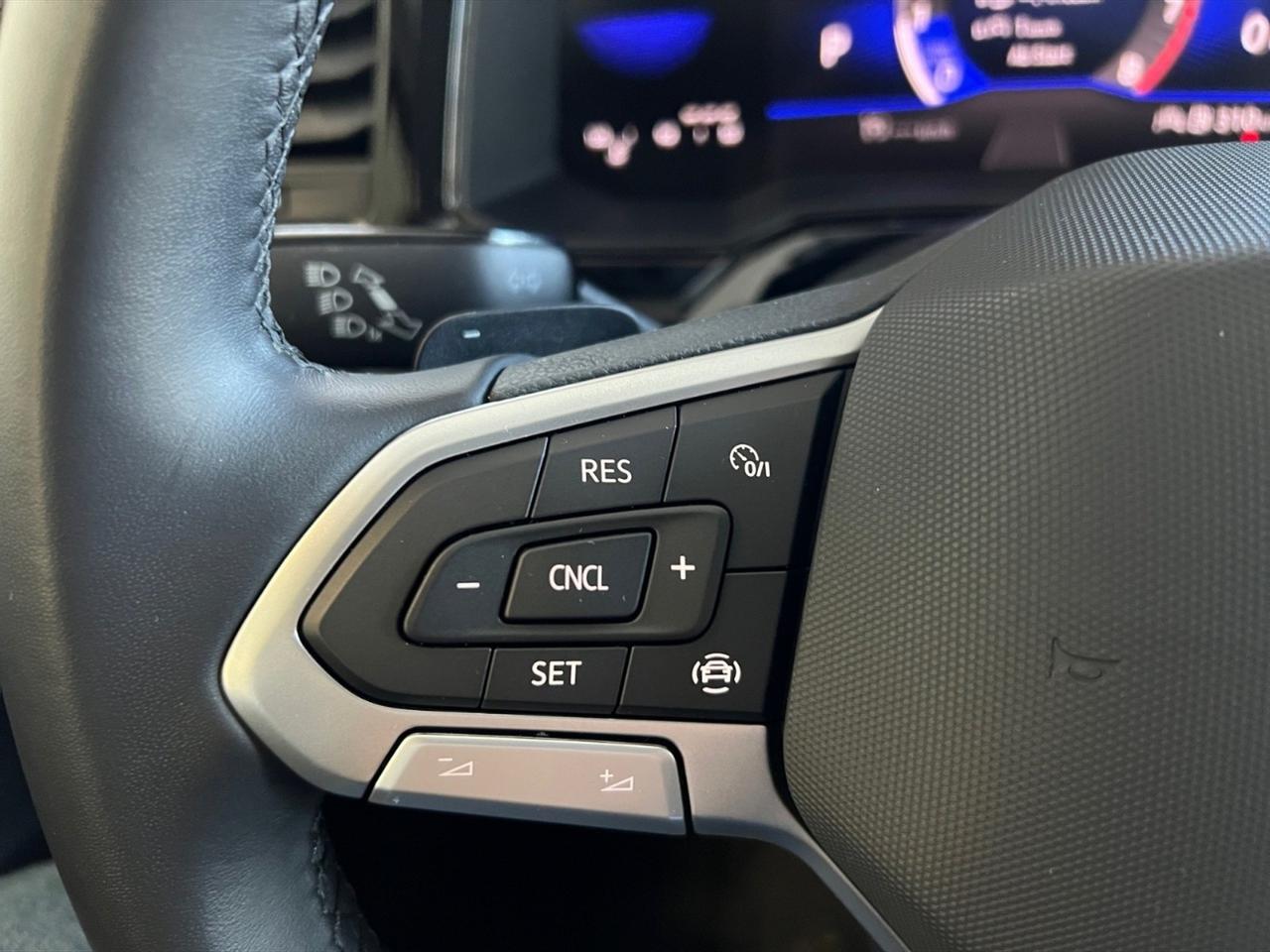 Volkswagen Polo 1.0 tsi life 95cv dsg