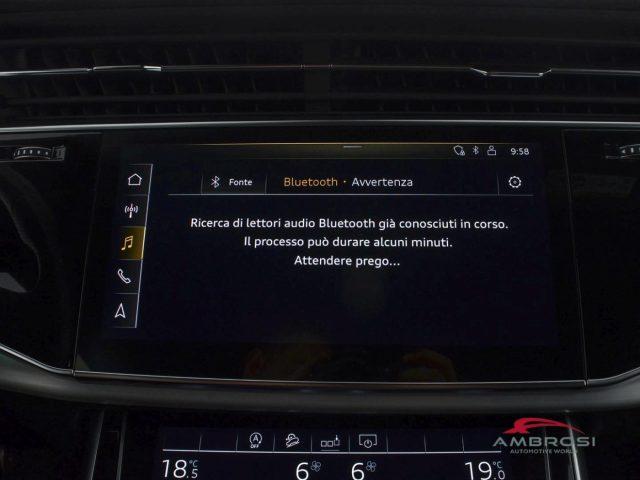 AUDI Q8 Q8 50 TDI 286 CV quattro tiptronic Sport