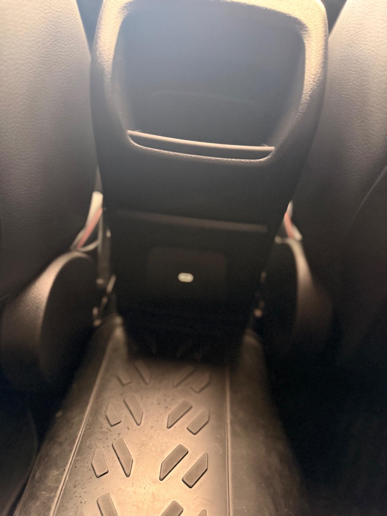 Mercedes-benz A 200 d Automatic AMG Line Premium Plus