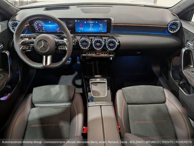 Mercedes-Benz Classe A 180 AMG LINE PREMIUM PLUS AUTOMATIC
