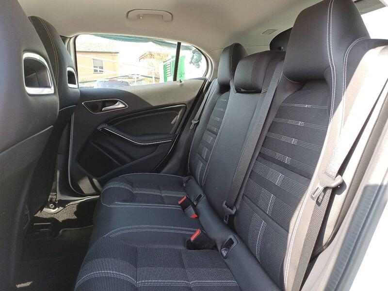 Mercedes-Benz GLA GLA 200 d Automatic Sport