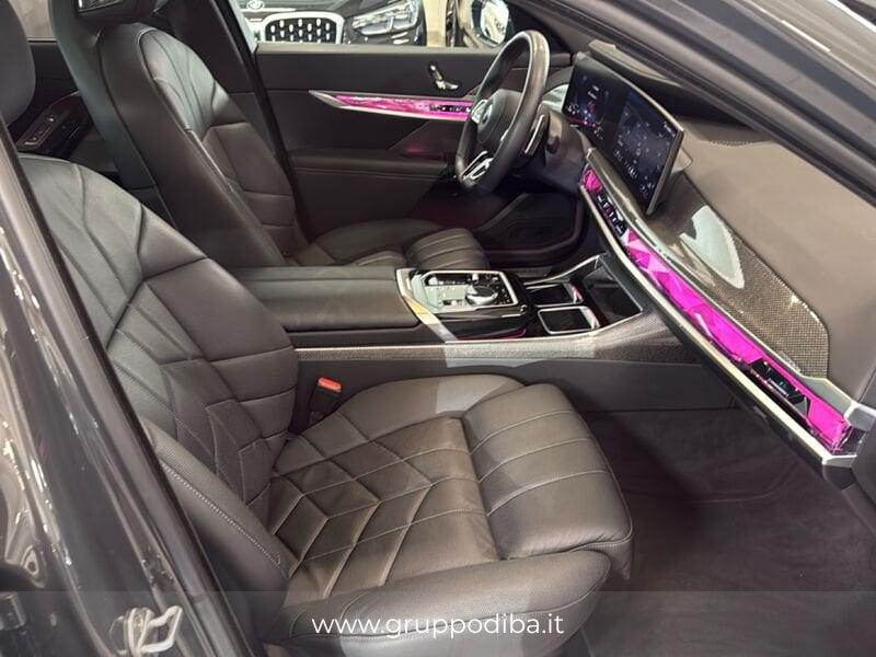 BMW Serie 7 G70 2022 740d mhev xdrive MSport Pro auto