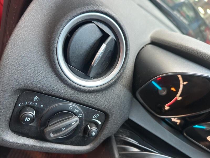 FORD Fiesta 6ª serie Fiesta 1.5 TDCi 75CV 3 po...