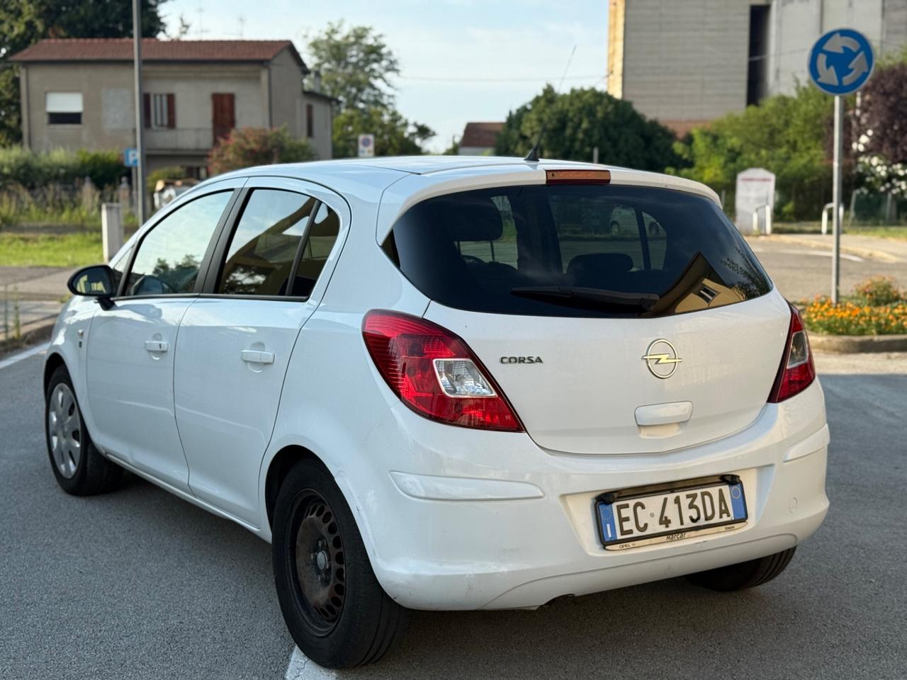 Opel Corsa 1.2 5 porte Edition