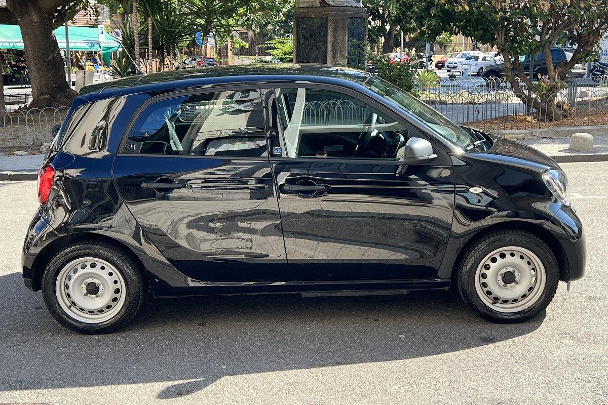 SMART forfour EQ Pure