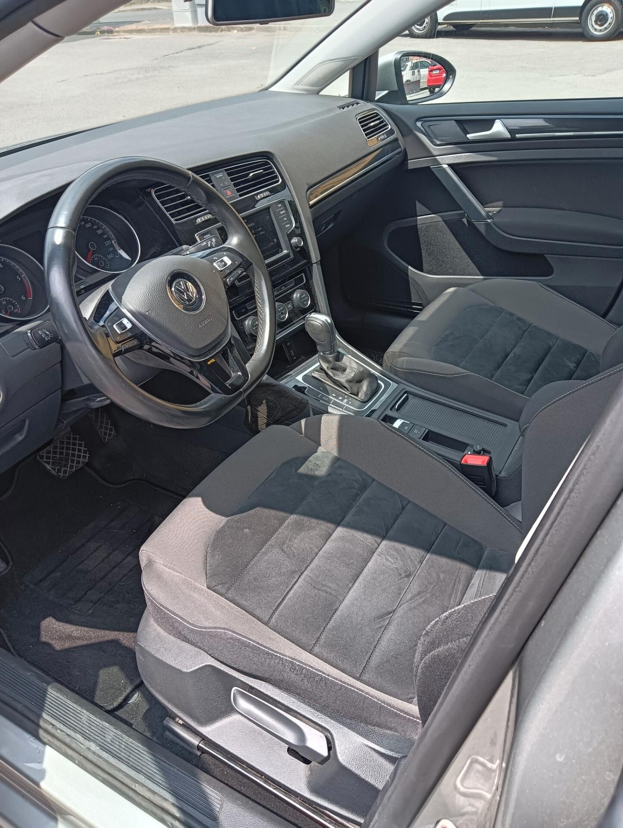 Volkswagen Golf 1.6 TDI 110 CV DSG 5p. Executive BlueMotion Technology