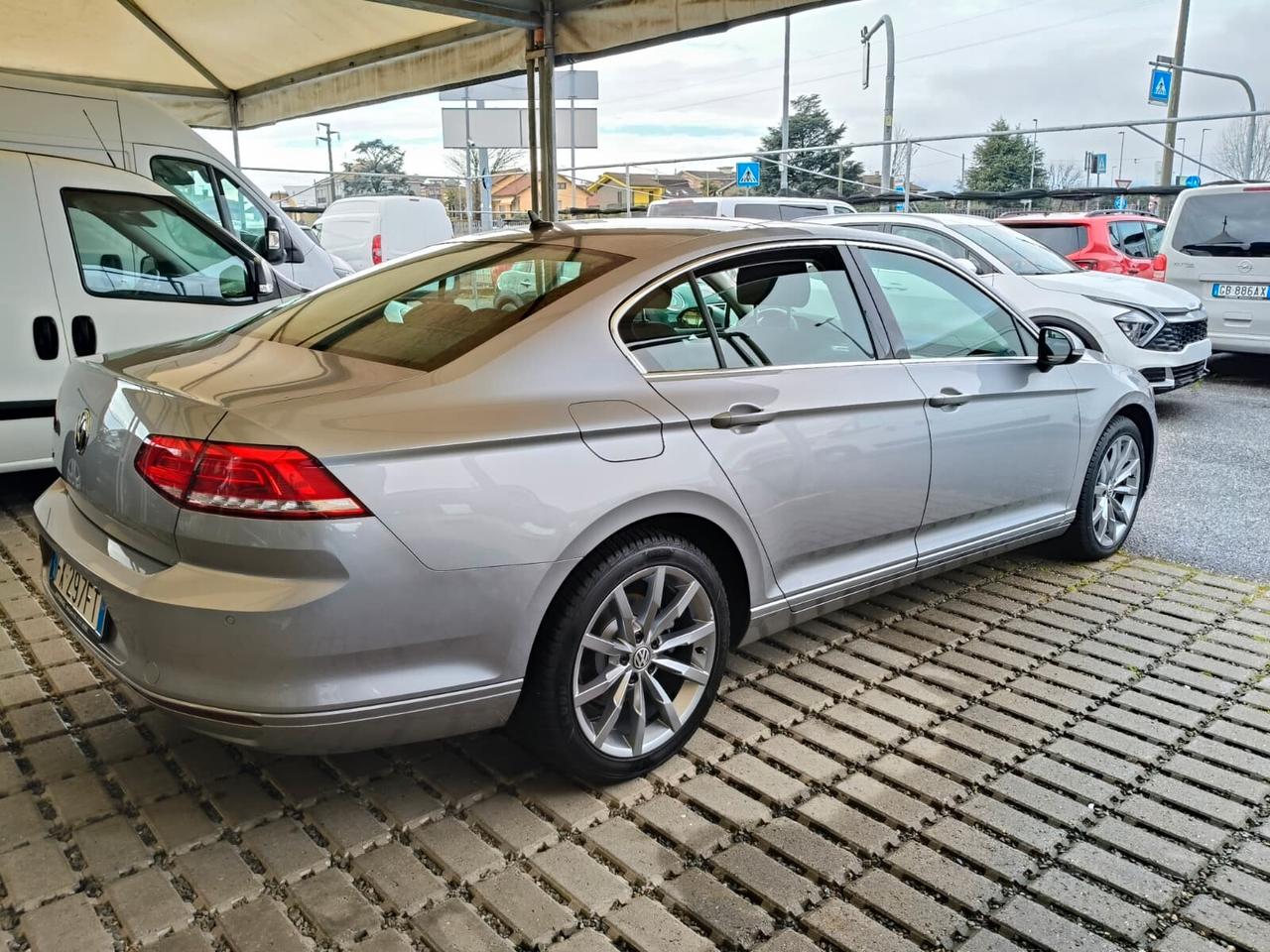 Volkswagen Passat 2.0 TDI Business BlueMotion Technology