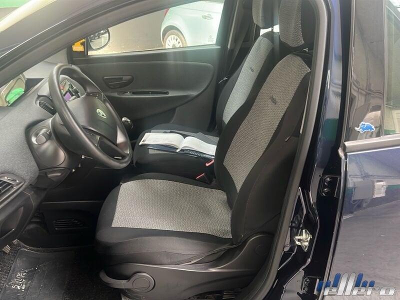 Lancia Ypsilon 1.2 69cv Elefantino