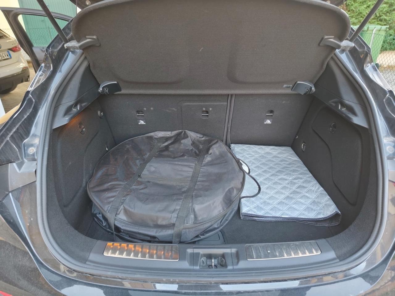 Infiniti Q30 1.5 diesel Business Executive