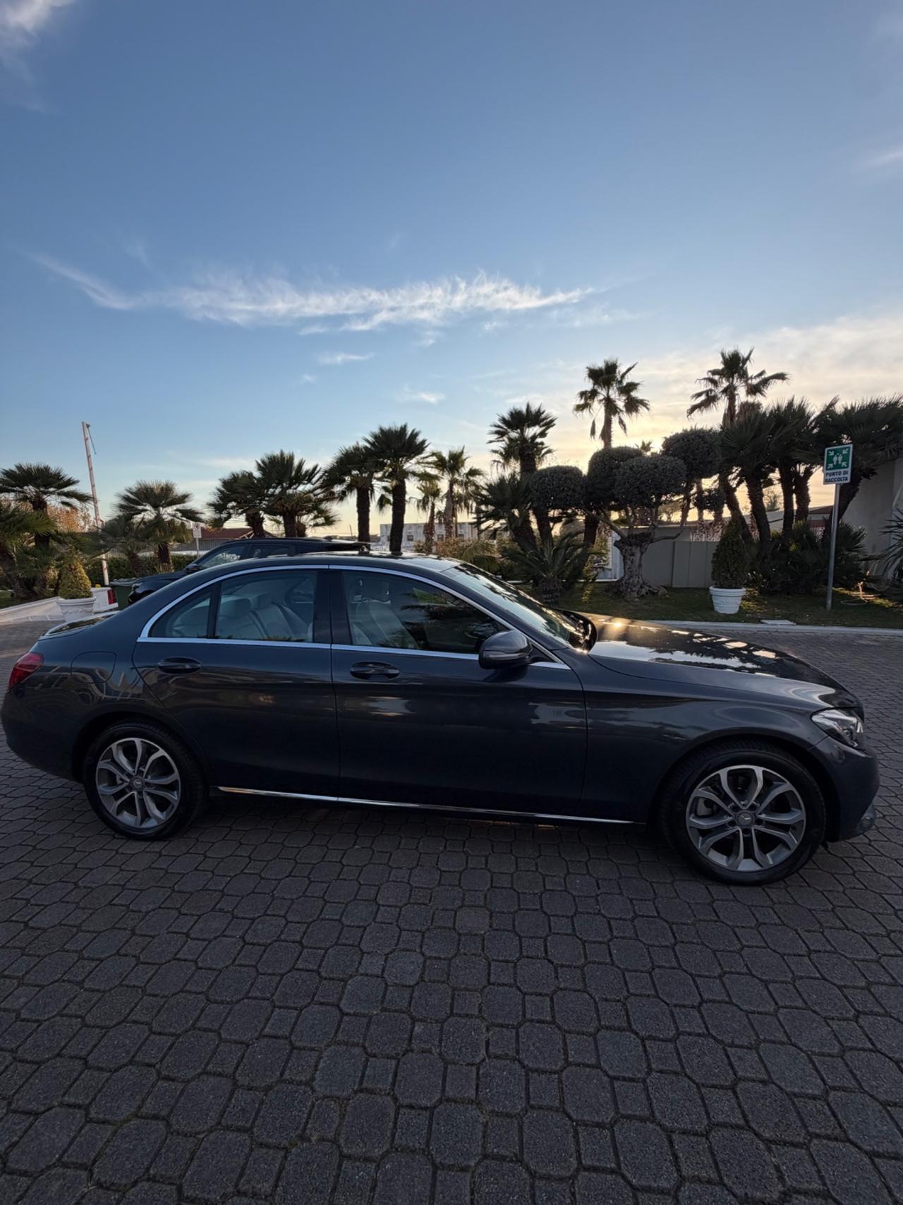 Mercedes-benz C 200 d Premium