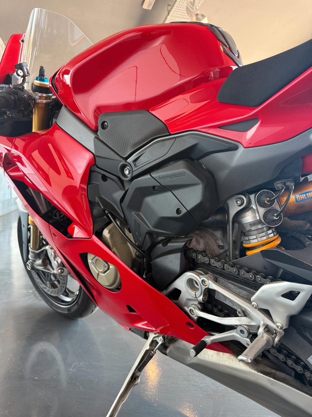 Ducati Panigale V4 S