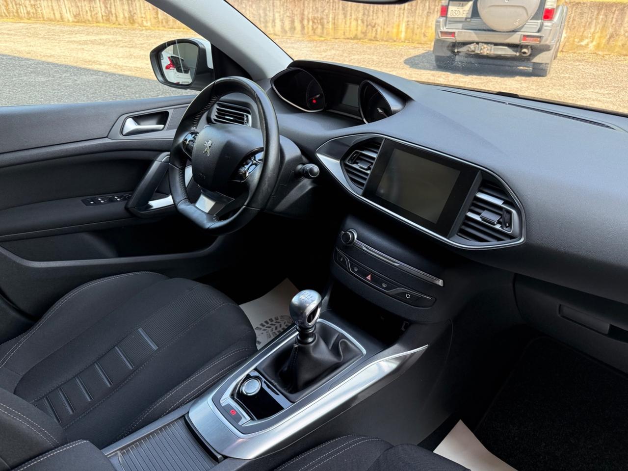 Peugeot 308 1.6 THP 125 CV Allure