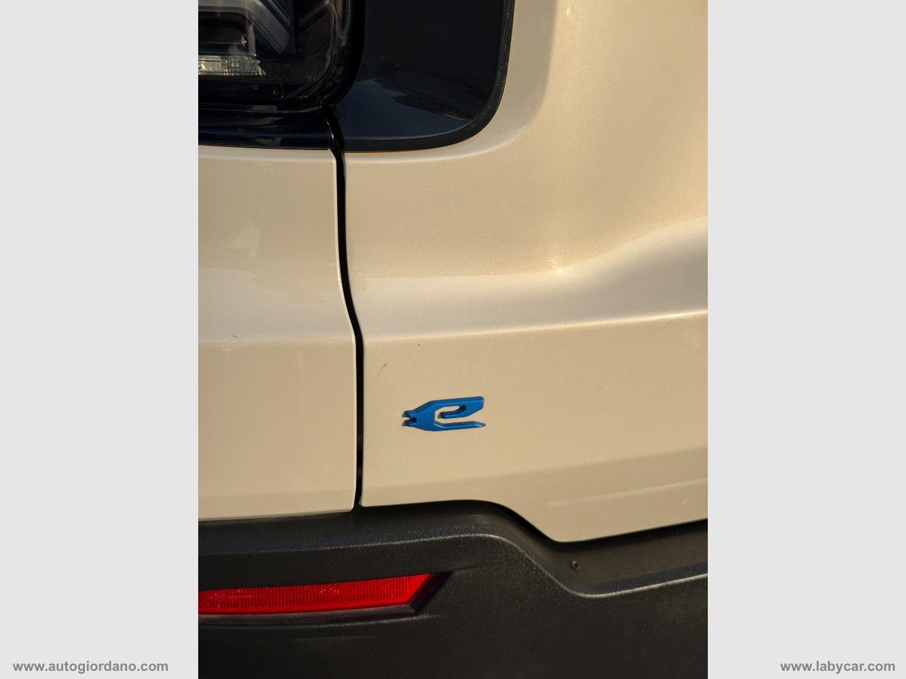 JEEP Avenger BEV Summit 420 156 CV CERCHI IN LEGA DA 18