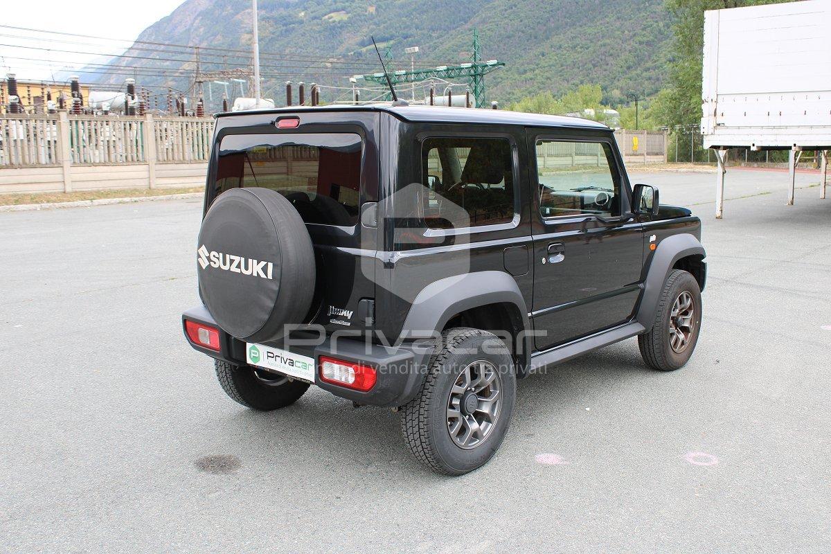 SUZUKI Jimny 1.5 5MT Top