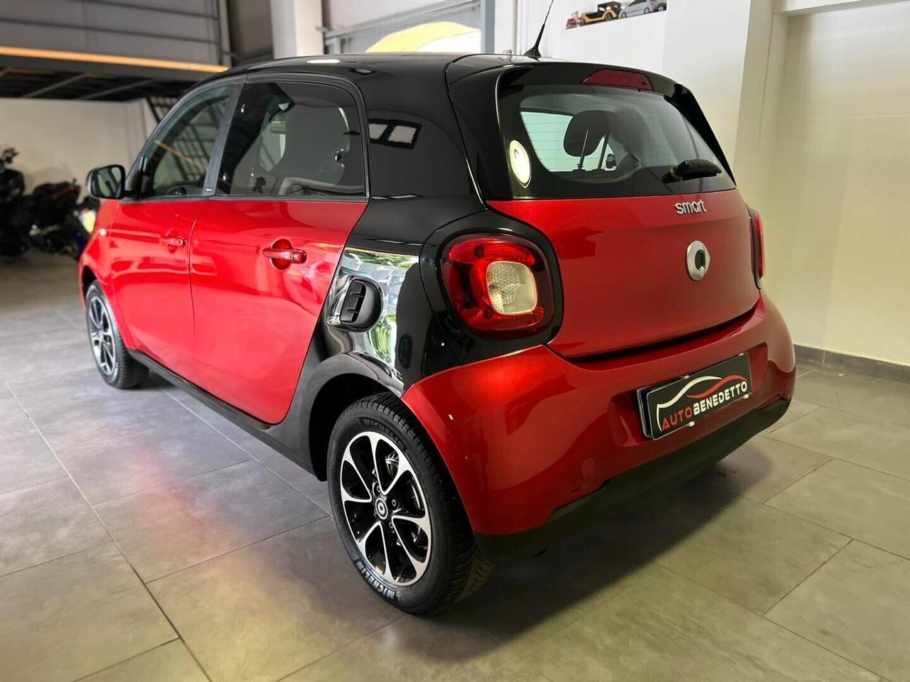 SMART FORFOUR 1.0 PASSION TWINAMIC 10/2016