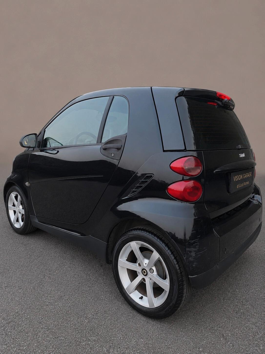 Smart ForTwo 1000 52 kW coupé pure
