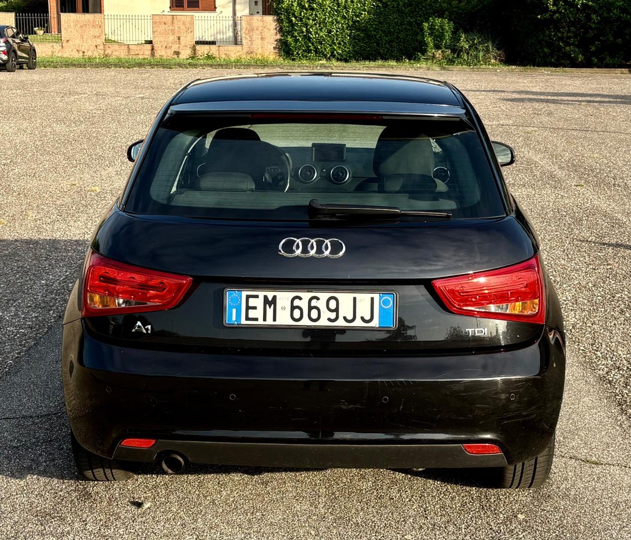 Audi A1 1.6 TDI 90cv ADMIRED SI NEO PATENTATI