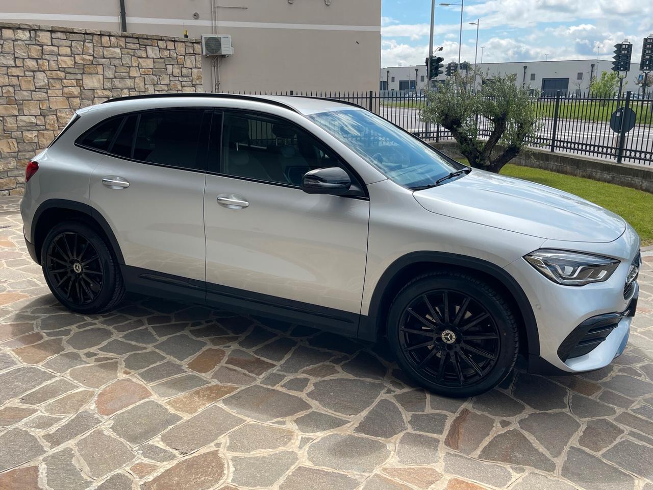 Mercedes-benz GLA 220d Premium 4matic Auto