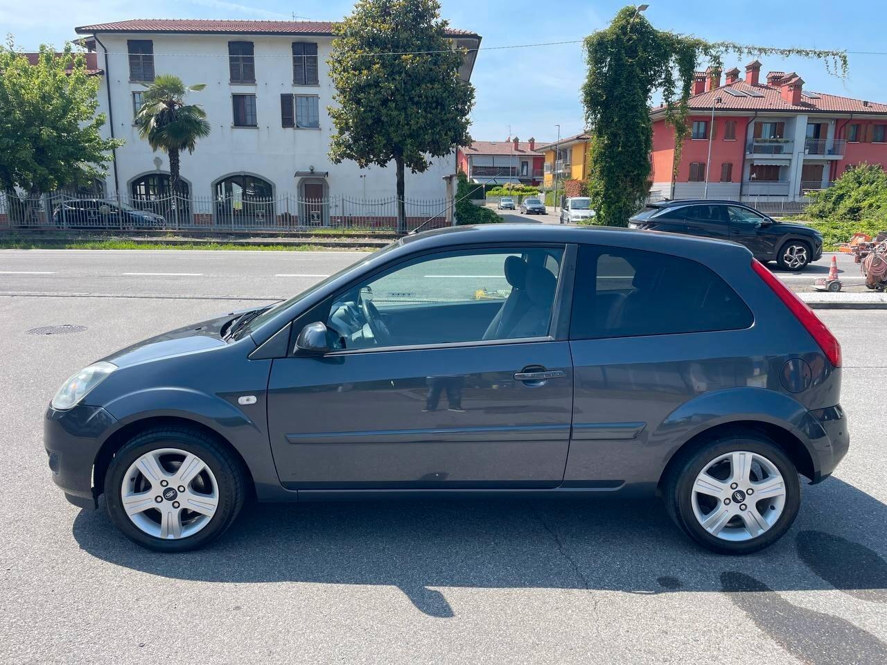 Ford Fiesta 1.4 TDCi 3p. Ghia