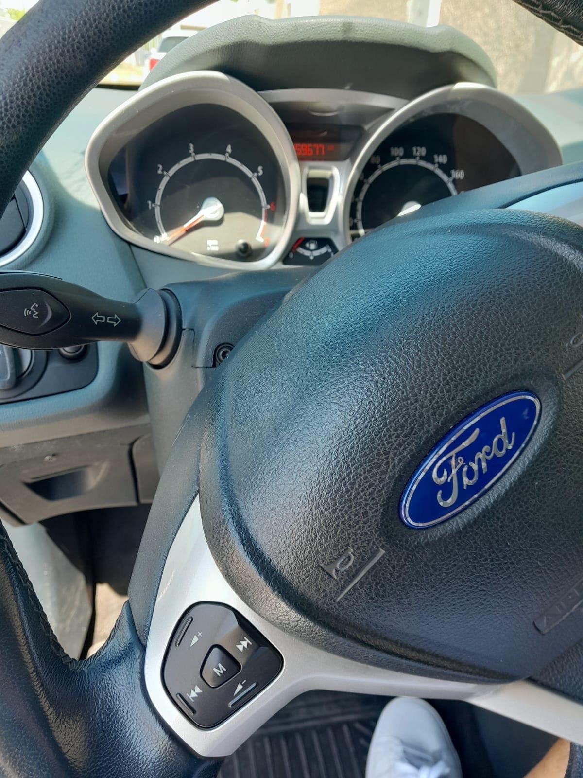 Ford Fiesta 1.4 3 porte Bz.- GPL Titanium