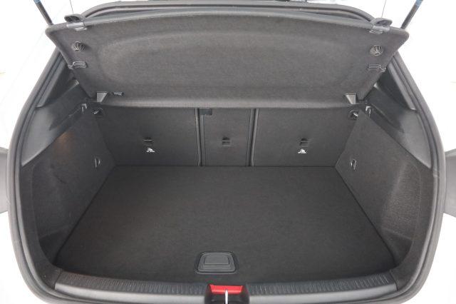 MERCEDES-BENZ A 250 A 250 e EQ-POWER Automatic PREMIUM