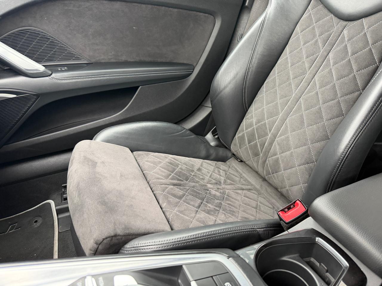 Audi TT Coupe 2.0 tfsi S line s-tronic