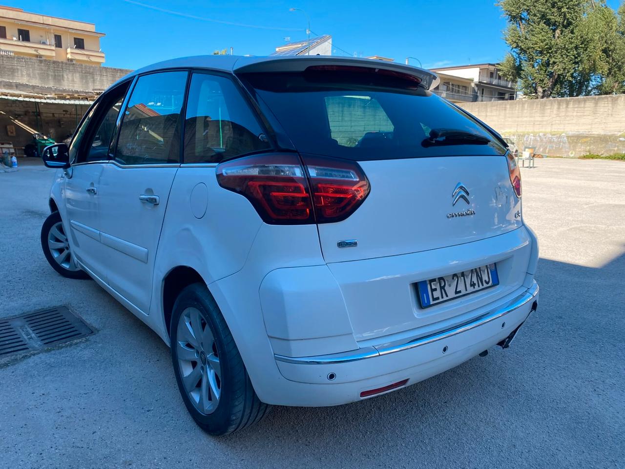 Citroen C4 Picasso 1.6 e-HDi 115 cv automatica 2013