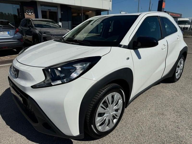 Toyota Aygo X 1.0B (72 CV) Active
