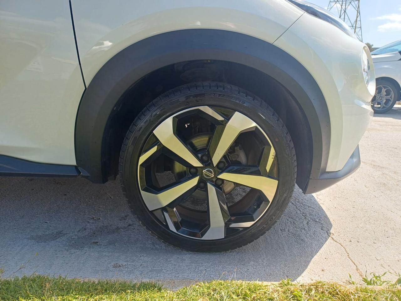 Nissan Juke 1.0 DIG-T 117 CV N-Connecta