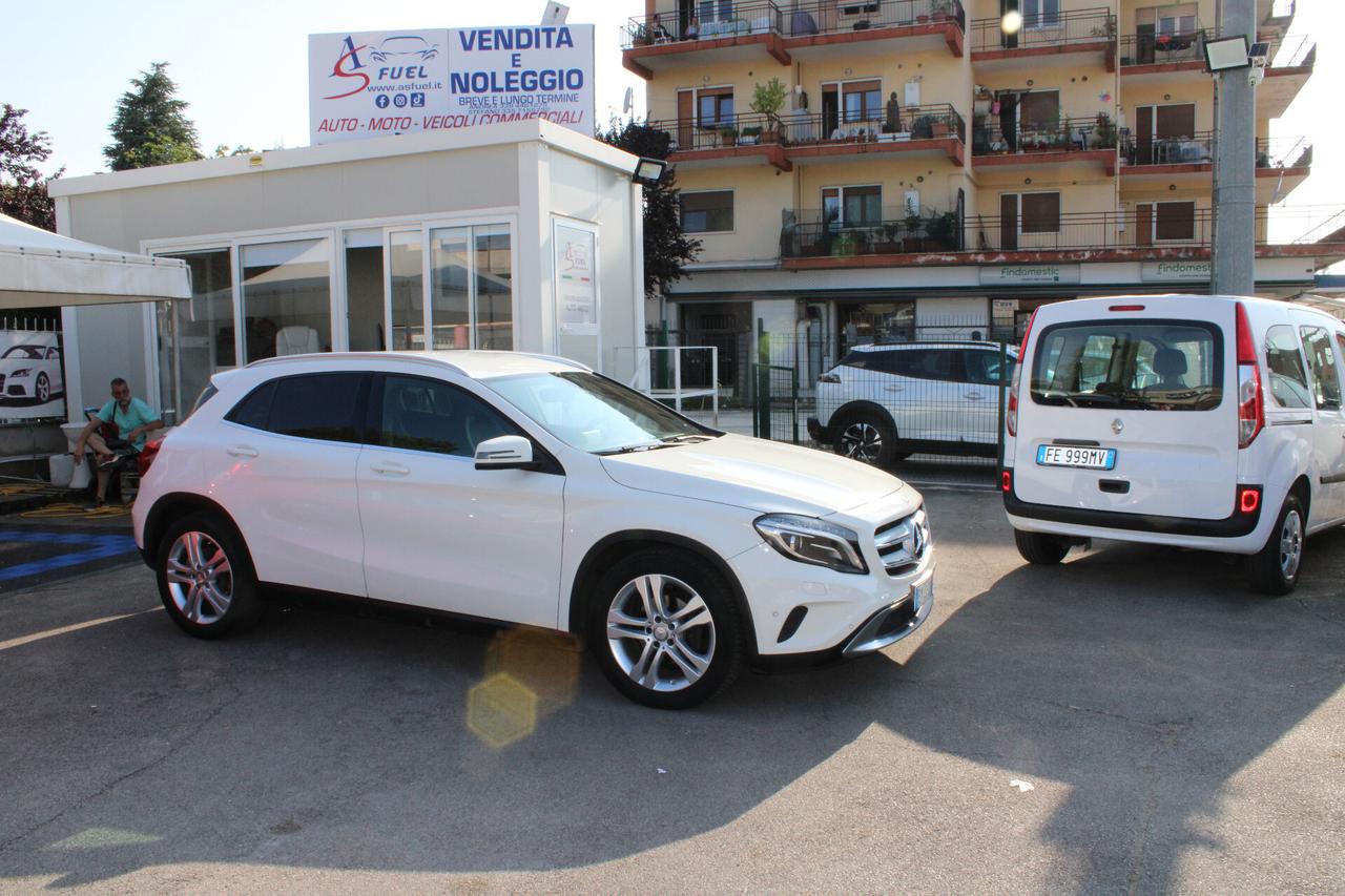 Mercedes-benz GLA 200 GLA 200 CDI Automatic 4Matic Sport