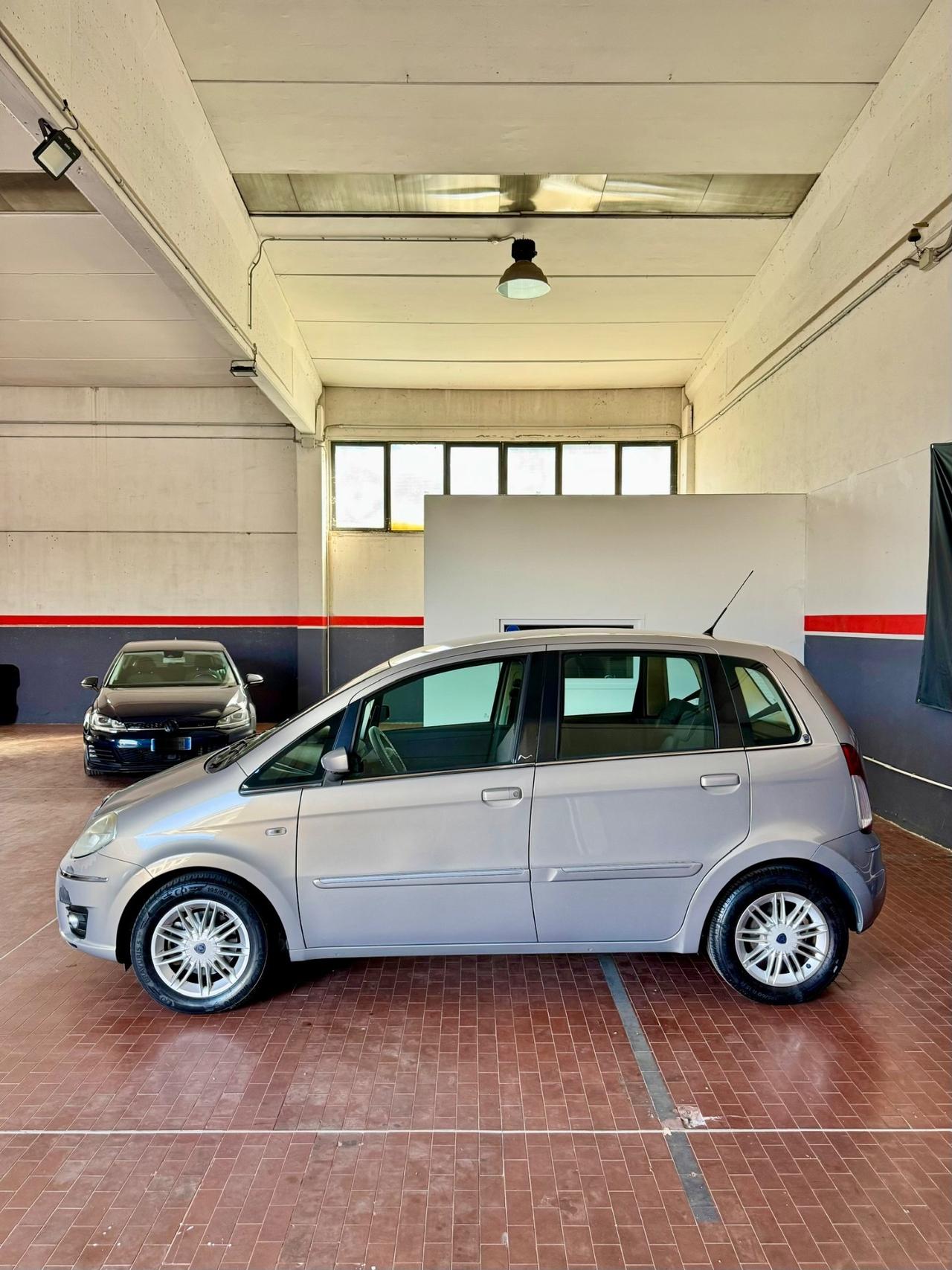 Lancia MUSA 1.3 Multijet 16V 70 CV Argento