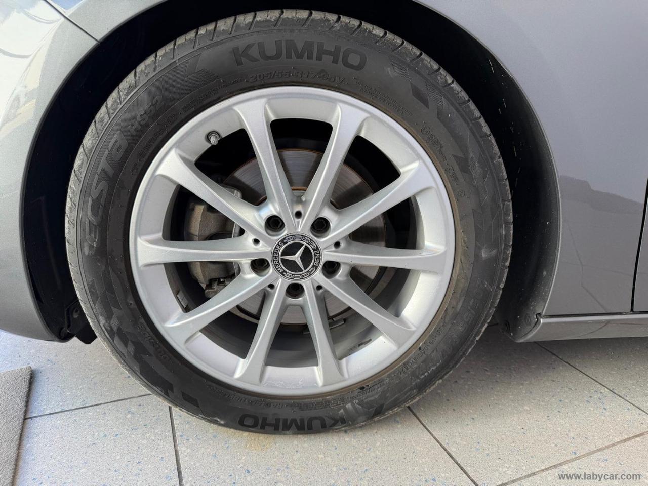 MERCEDES-BENZ A 180 d Automatic 4p. Sport