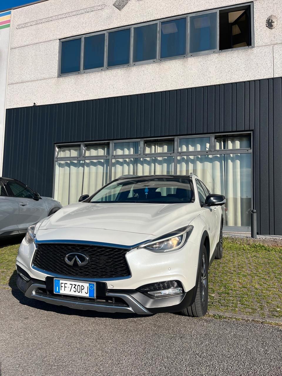Infiniti QX30 2.2 diesel DCT AWD Premium Tech