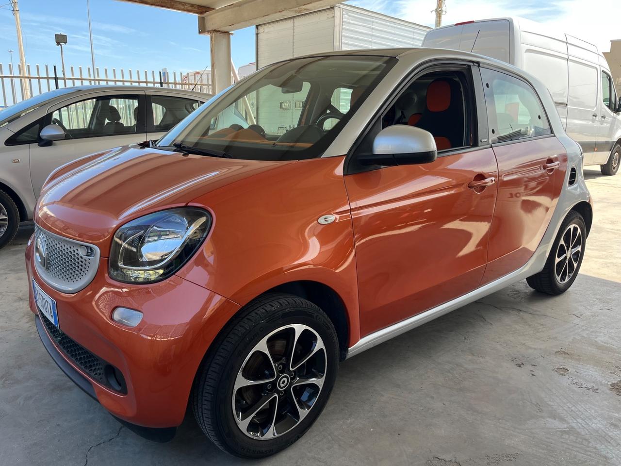 Smart ForFour 70 1.0 Youngster