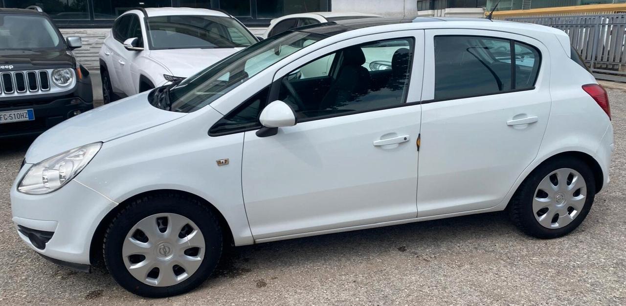 Opel Corsa 1.2 5 porte Enjoy