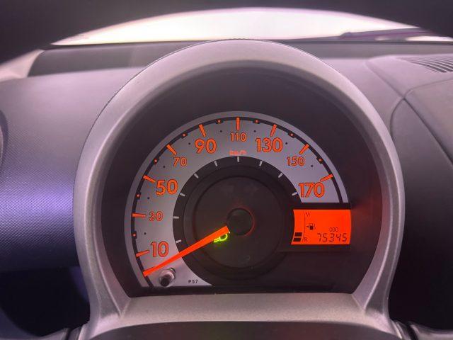 TOYOTA Aygo 1.0 12V VVT-i 5 porte Cool Soda Connect