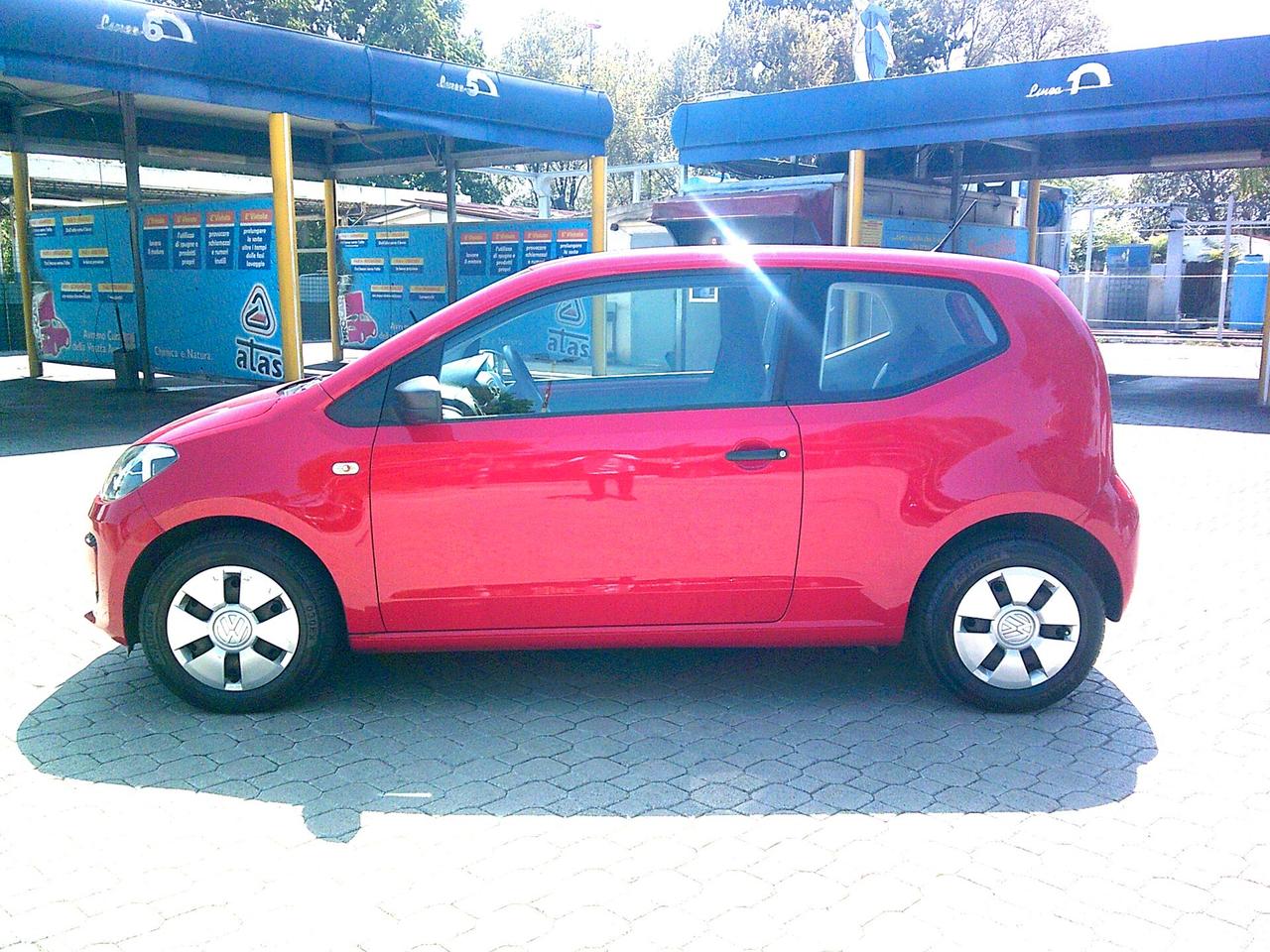Volkswagen up! 1.0 3p. take