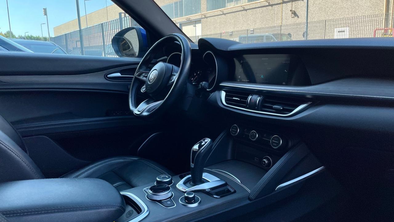 ALFA ROMEO STELVIO 2.2 Q4 TI TURBODIESEL 210CV - VOLANTE E SEDILI IN PELLE RISCALDABILI, MEMORIA