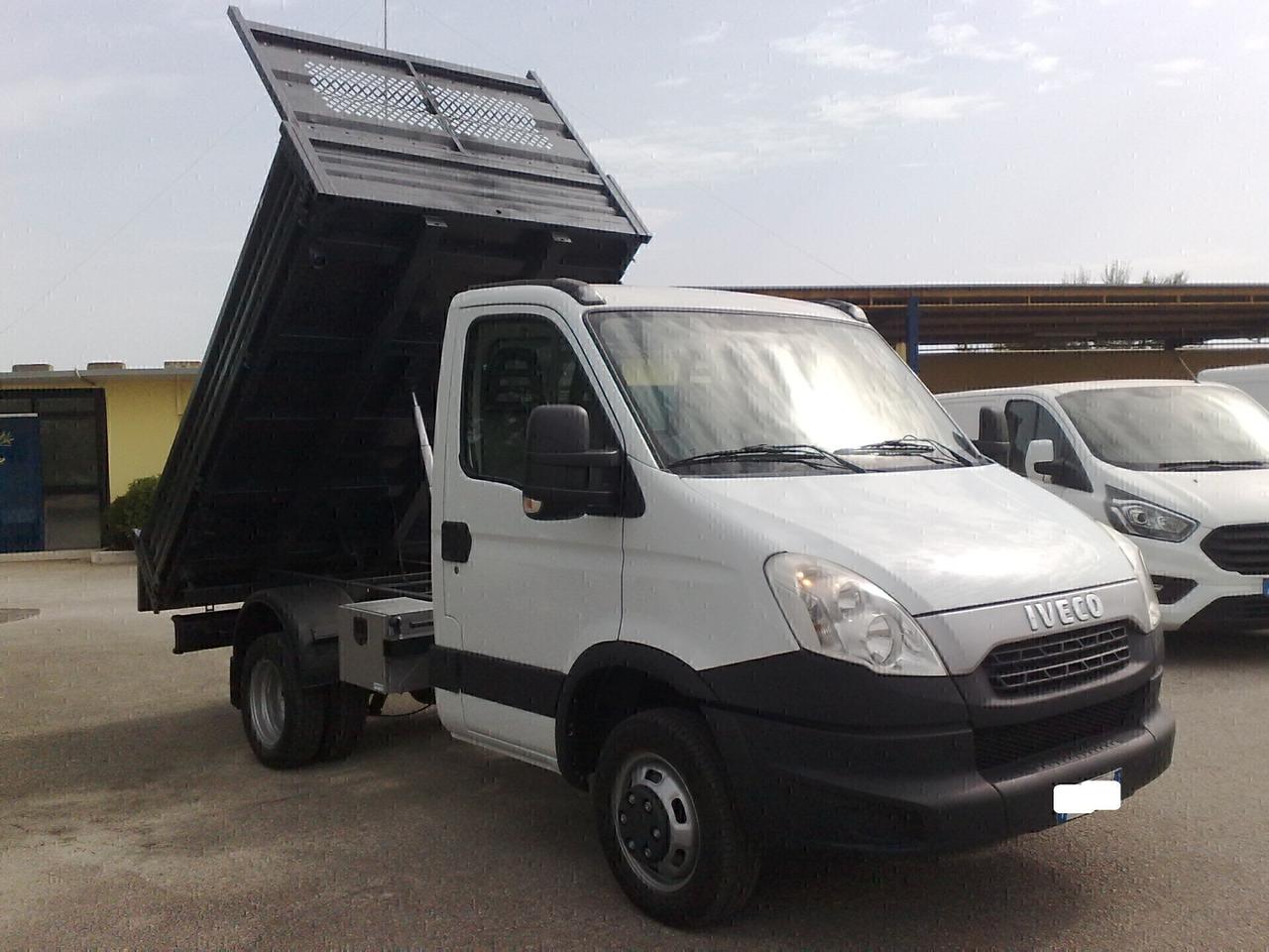 Iveco Daily 35c11 2.3hpi Ribaltabile Trilaterale - 2013