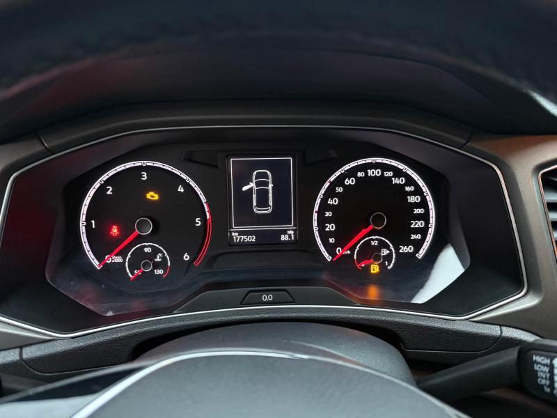 Volkswagen T-Roc 1.6 tdi Business OK NEOPATENTATO