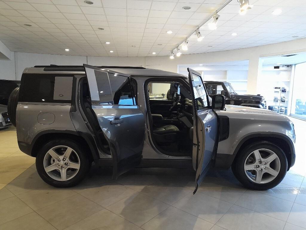 LAND ROVER Defender (2019) Defender 110 2.0 SD4...