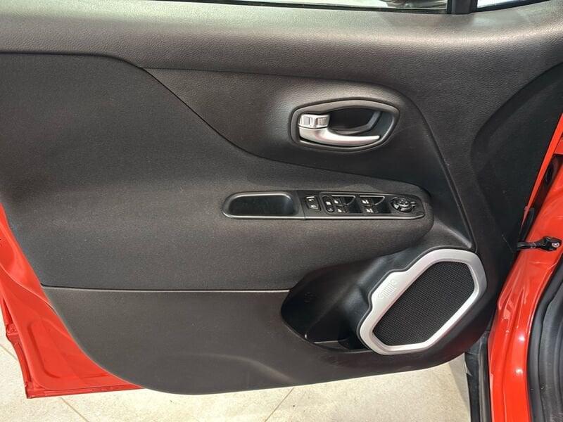 Jeep Renegade 1.3 T4 DDCT 150cv Longitude
