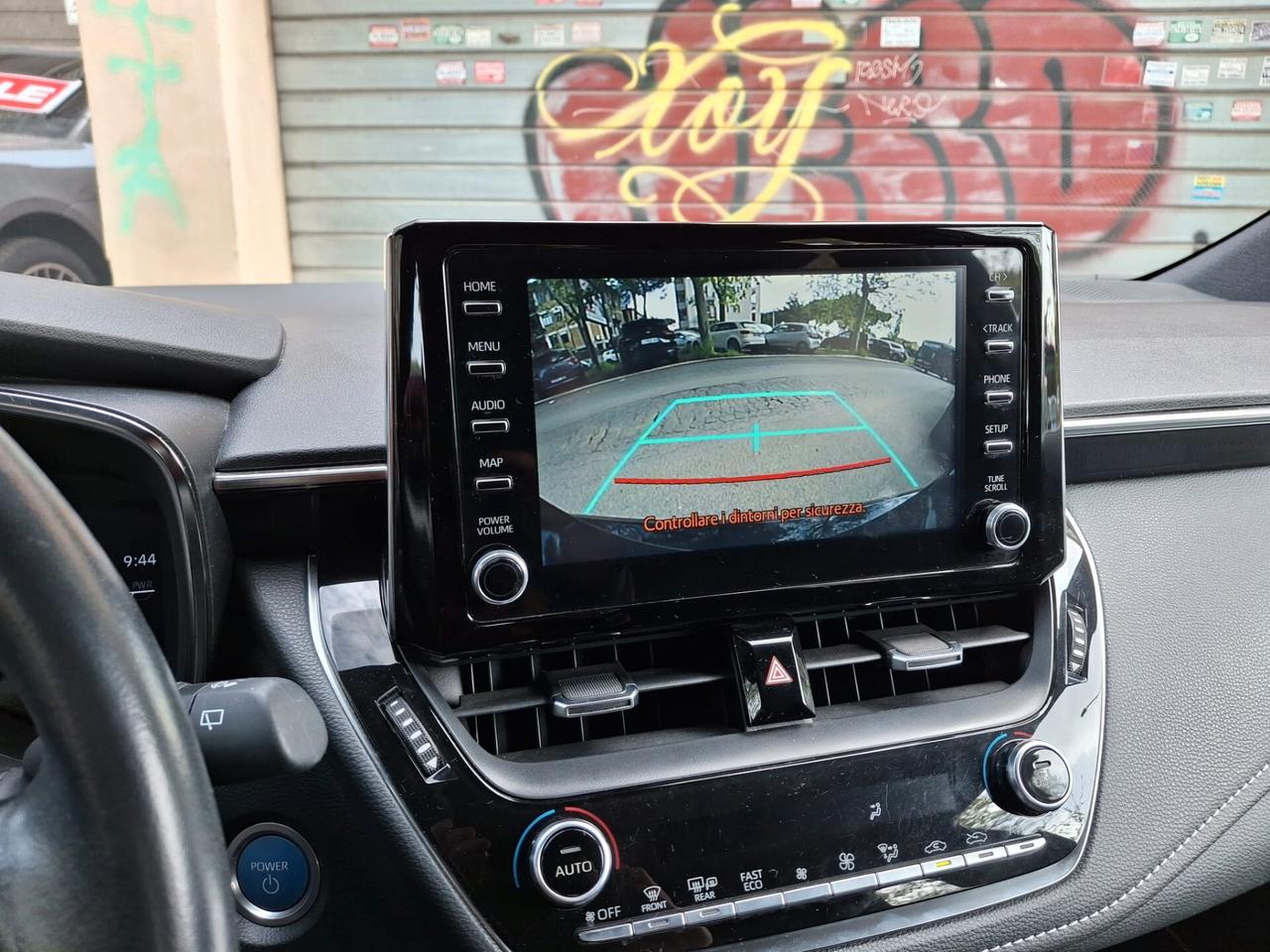 Toyota Corolla 1.8 Hybrid