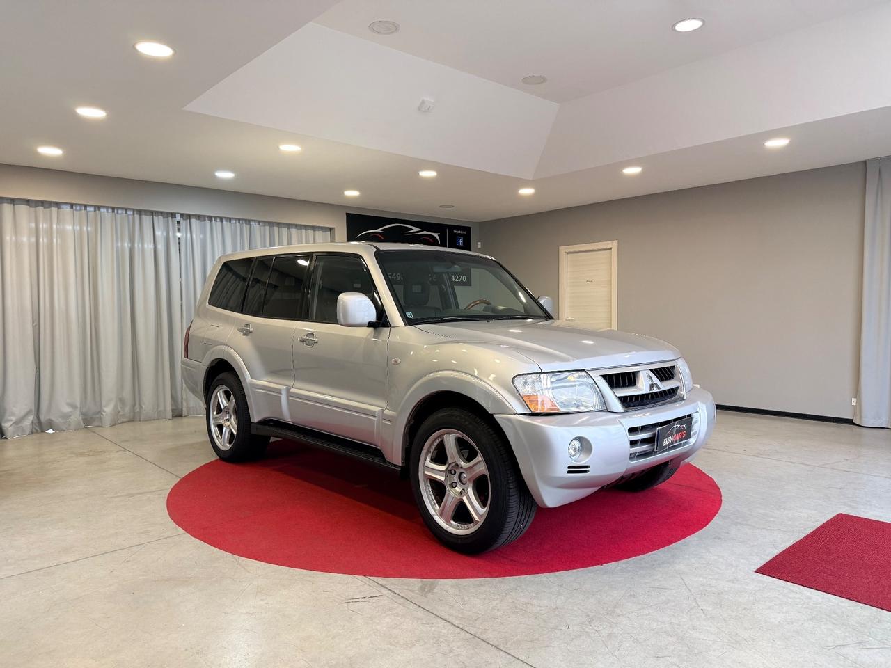 Mitsubishi Pajero 3.2 16V DI-D ELEGANCE 5 PORTE